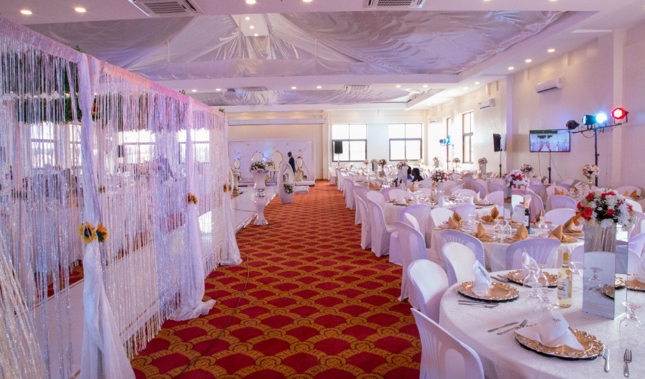 Services & Amenities